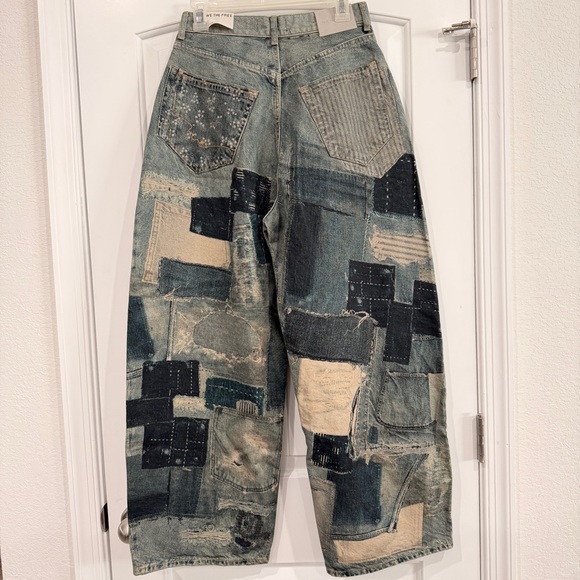 NEW Free People We The Free Illusions Printed Relaxed Jeans 27 - Picture 2 of 6